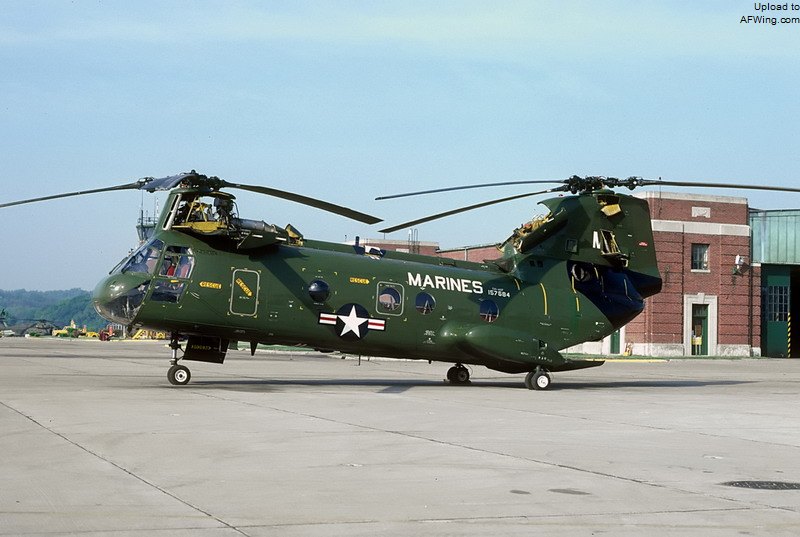 HMX-1中队的CH-46F
