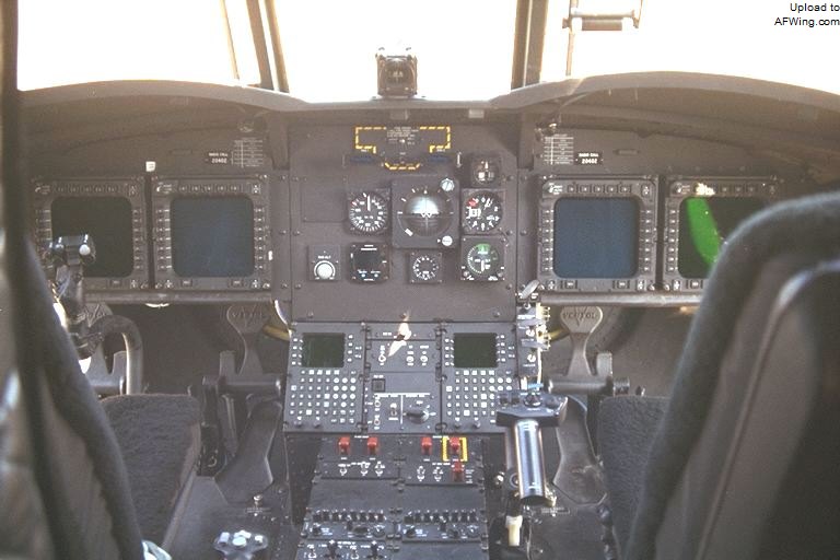 MH-47E的玻璃座舱