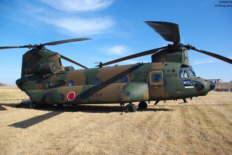 CH-47JA改进型，注意大型机身油箱