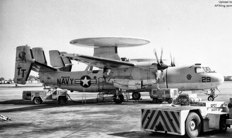 TE-2A教练机