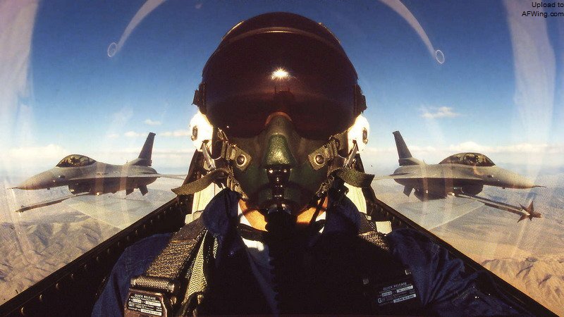我在TOPGUN时，我们从最基本的机炮开始模拟各种威胁武器