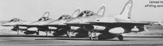 参加行动的F-16A是以两个4机编队起飞的