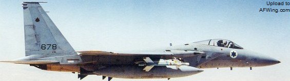 约拉姆&bull;佩雷德的座机成熟3号，F-15A 678
