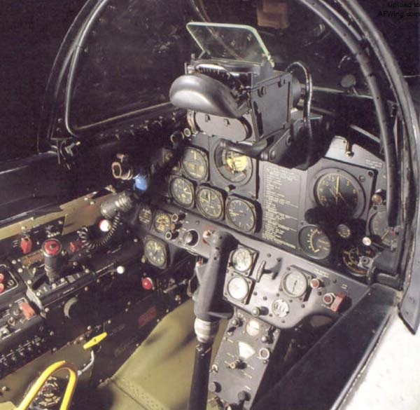 F-80C的座舱布局