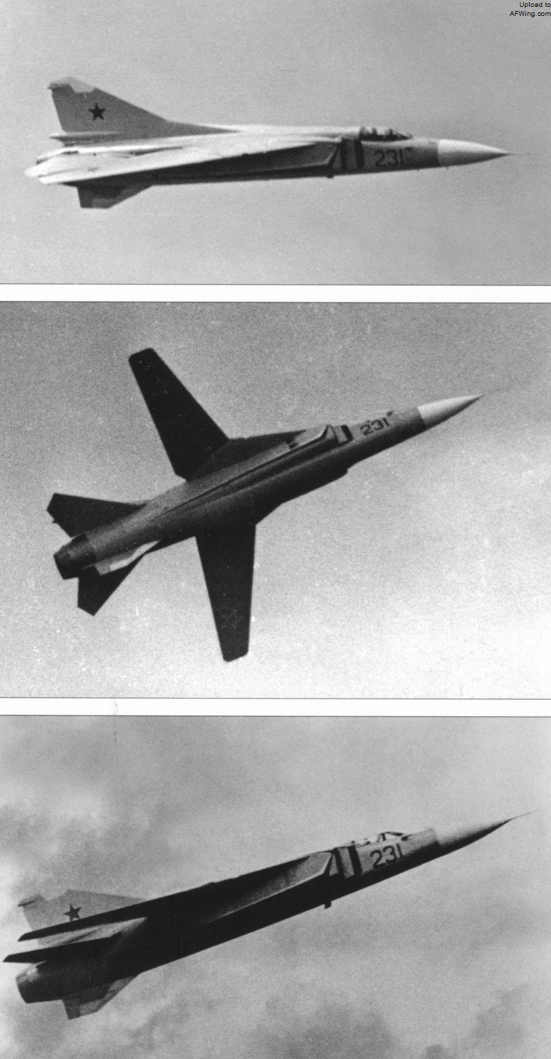 1968年多莫杰多沃航空节上的23-11原型机，让西方军事观察家颇为震惊
