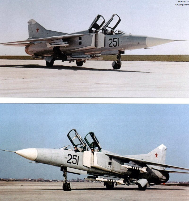 米格-23U原型机23-51/1，编号251，挂载4枚R-3S红外制导空空导弹，注意下图更换了生产型的机鼻