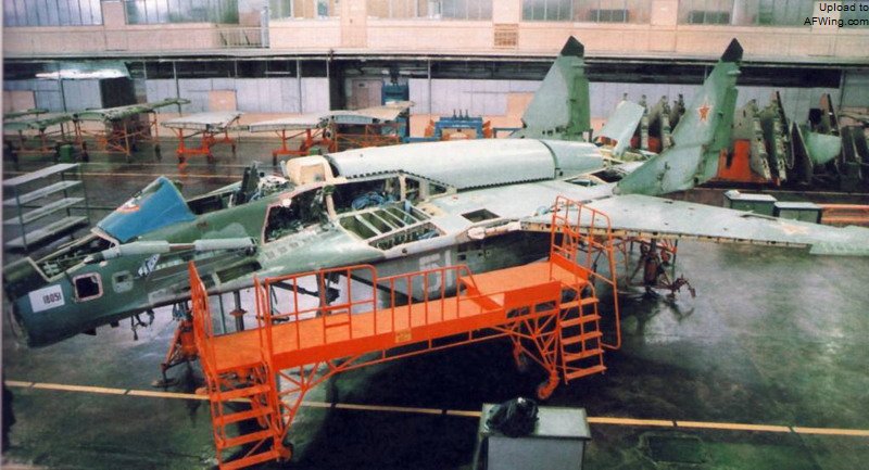 改装中的米格-29SMT原型机