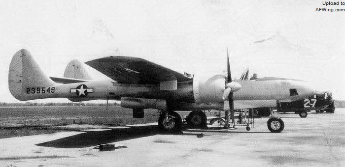 第一架XP-61E原型机被改装为XF-15原型机，于1945年7月3日首飞