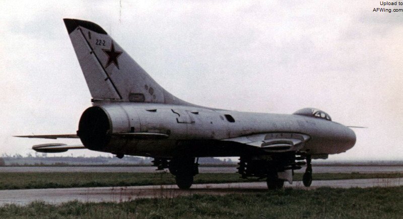 第二架S-22原型机