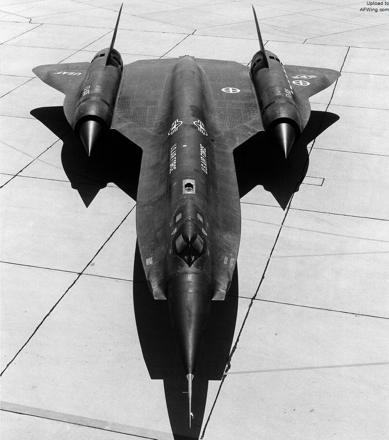 YF-12为了超越三倍音速做出了巨大努力