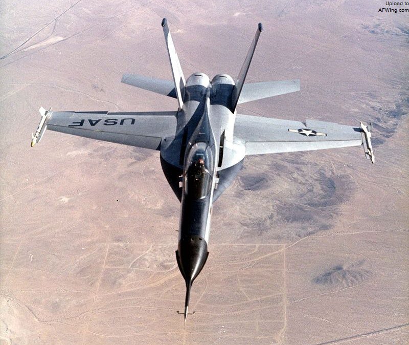 YF-17由诺斯罗普P-530衍生而来，两者非常相似