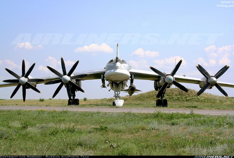 图-95K-22&ldquo;熊-G&rdquo;在1973年10月首飞，这种型号为发射更现代化的Kh-22（AS-4厨房）导弹进行了深度改进