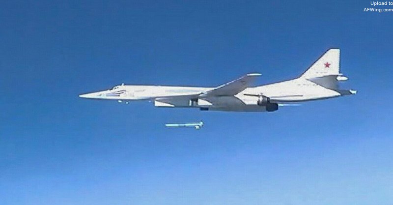 图-160M在地中海上空发射Kh-101