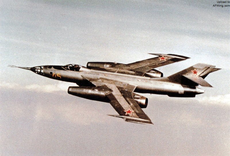 雅克-28R侦察型原型机