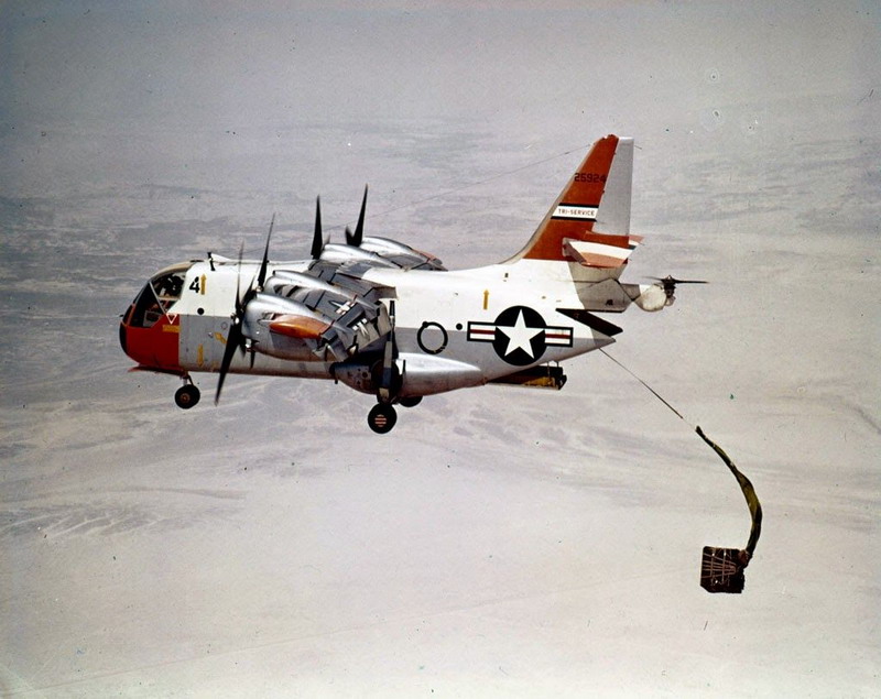 XC-142A的空投测试