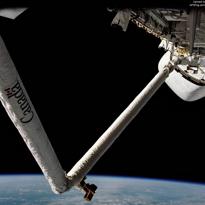 STS-2任务首次测试了加拿大太空臂