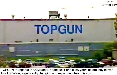 1991年时一号机库上的TOPGUN大字
