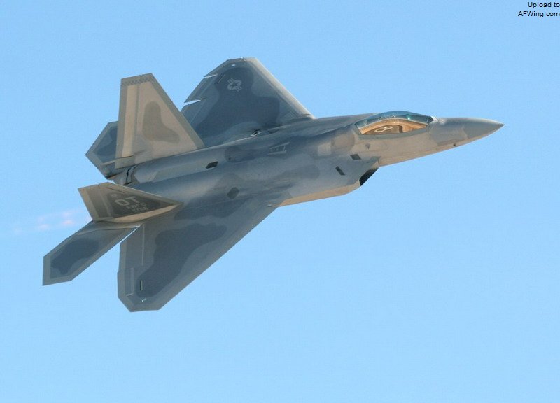 F-22在2005年的内利斯航展首秀上就惨遭F-14&ldquo;打脸&rdquo;
