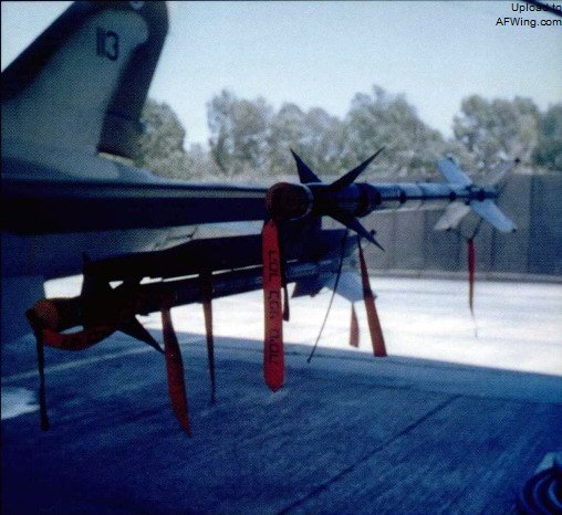 F-16服役之后，具备迎头攻击能力的AIM-9L也逐渐取代了AIM-9P3成为以色列空军的主力空中格斗弹之一