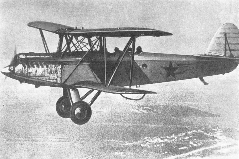 苏联波利卡波夫设计局设计的R-5飞机